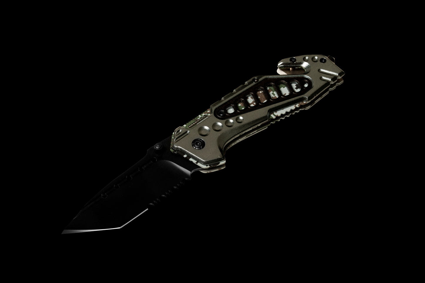 Blackout Tanto