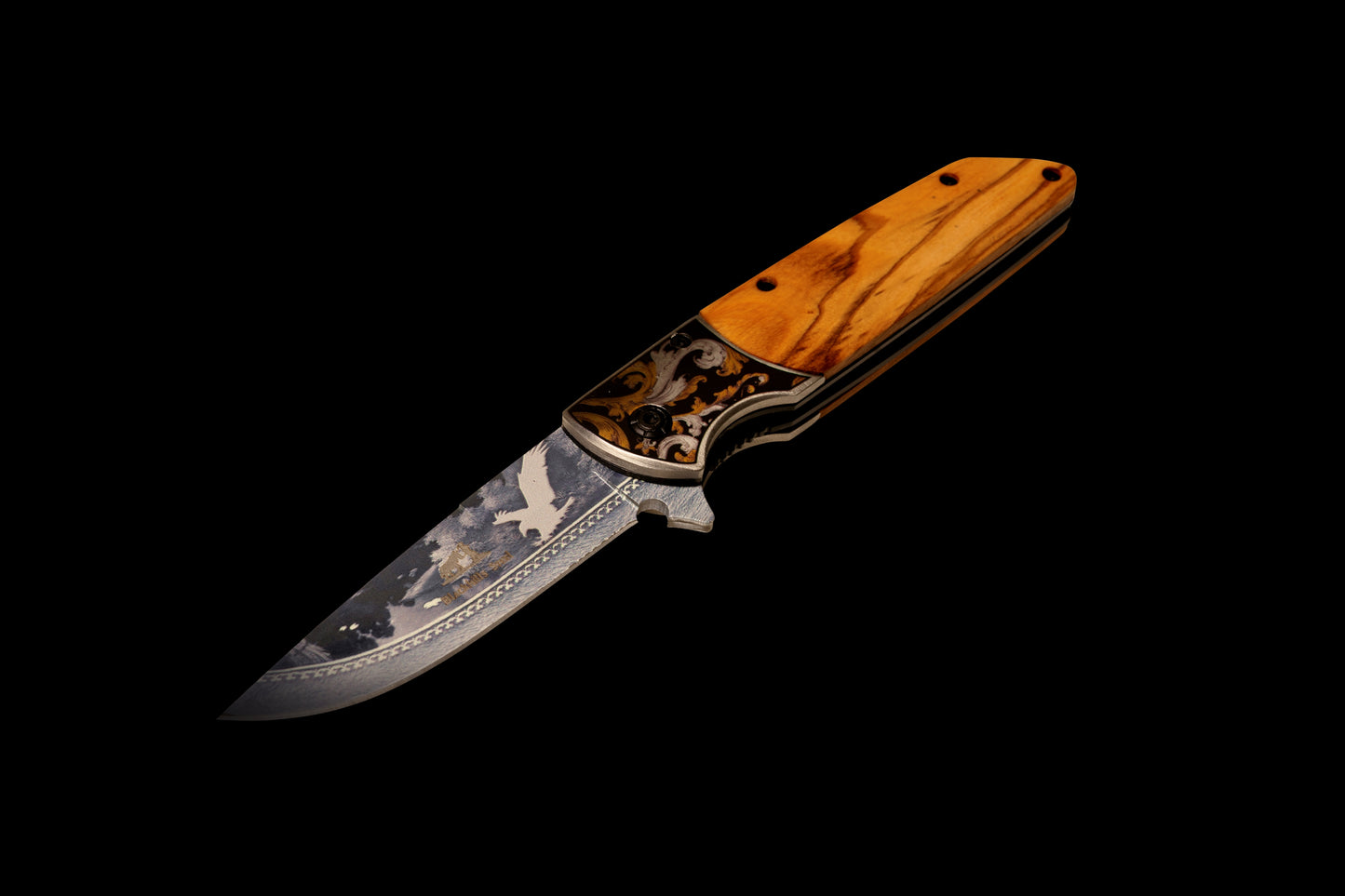 Wildlife Eagle Folding Knife